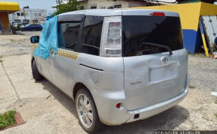 2013 Toyota Sienta