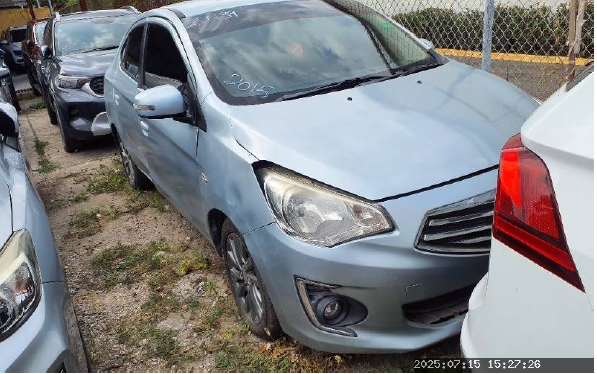 2015 MITSUBISHI ATTRAGE